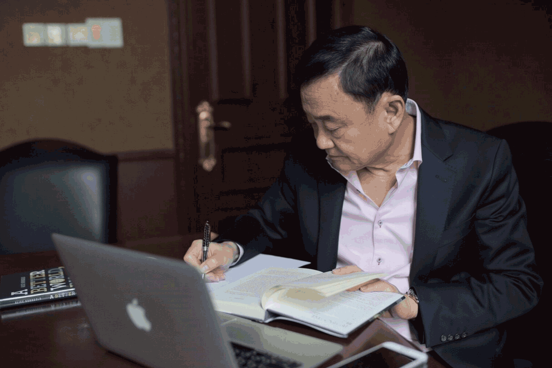 Dr.Thaksin